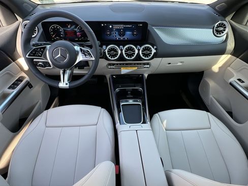 New 2026 Mercedes-Benz GLA 250 4MATIC image 21
