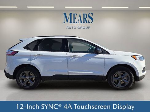 Used 2023 Ford Edge SEL w/ Sport Appearance Package image 7