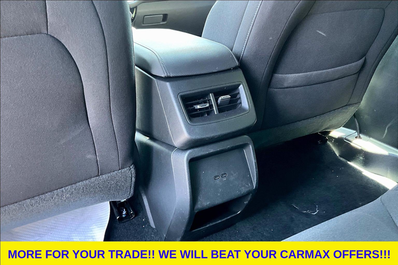 Used 2026 Chevrolet Equinox EV LT FWD image 12