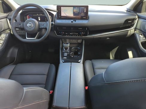 Certified 2024 Nissan Rogue SL FWD image 21