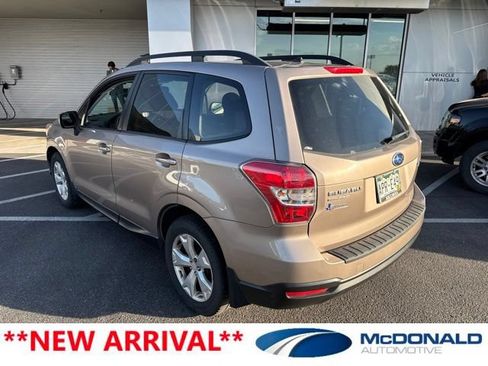 Used 2015 Subaru Forester 2.5i Premium AWD/4WD image 10
