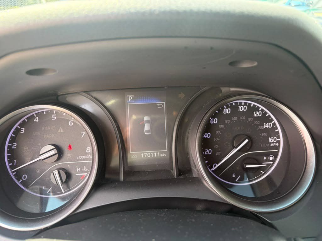 Used 2022 Toyota Camry SE FWD image 13