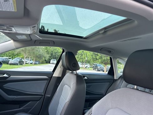 New 2026 Volkswagen Jetta SE image 16