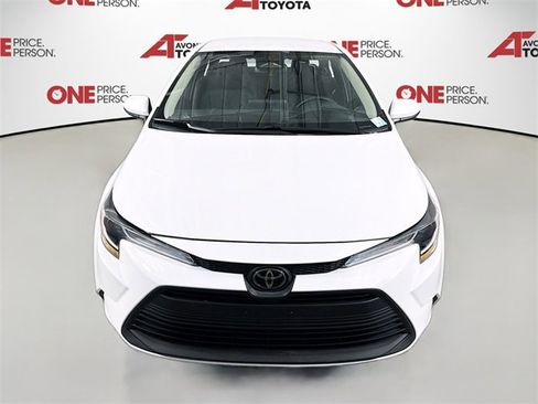 Certified 2024 Toyota Corolla LE image 2