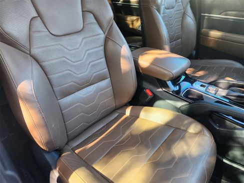 Used 2022 Kia Telluride SX w/ SX Prestige Package image 13