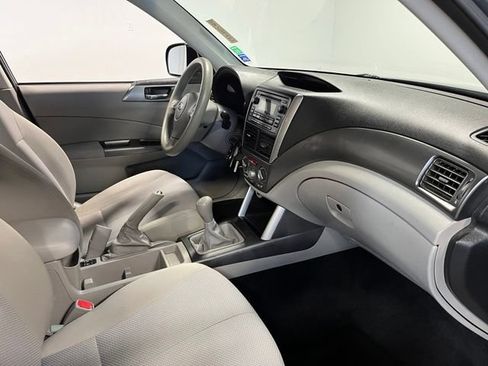 Used 2012 Subaru Forester 2.5X Premium AWD/4WD image 11