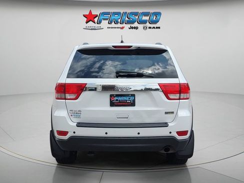 Used 2013 Jeep Grand Cherokee Laredo w/ Laredo E Group AWD/4WD image 6
