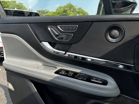 Certified 2020 Lincoln Corsair Reserve AWD/4WD image 32