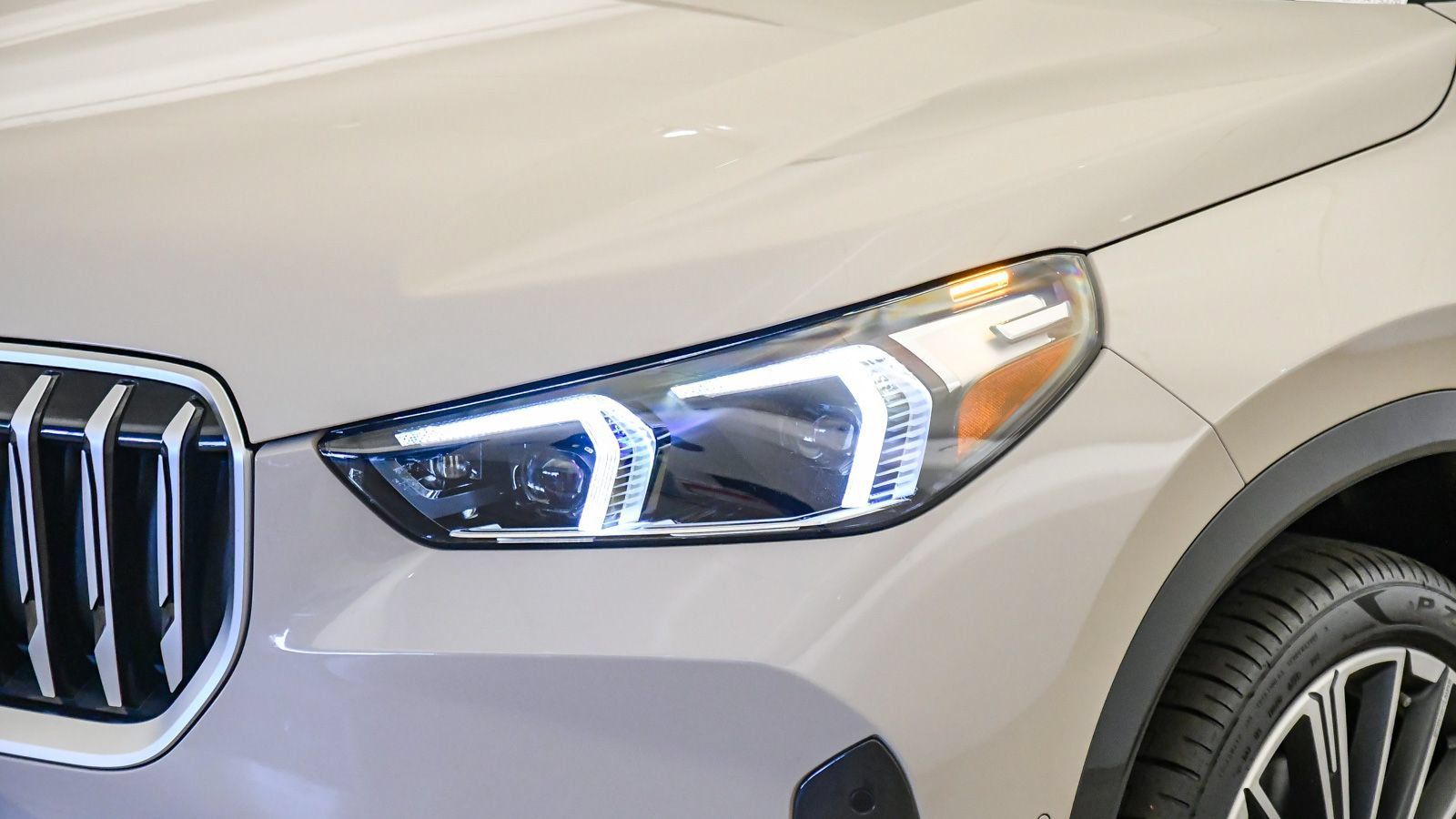 Used 2026 BMW X1 xDrive28i w/ Technology Package AWD/4WD image 9