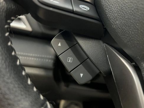 Used 2022 Subaru Outback Limited AWD/4WD image 41