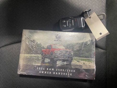 Used 2024 RAM 2500 Laramie image 4