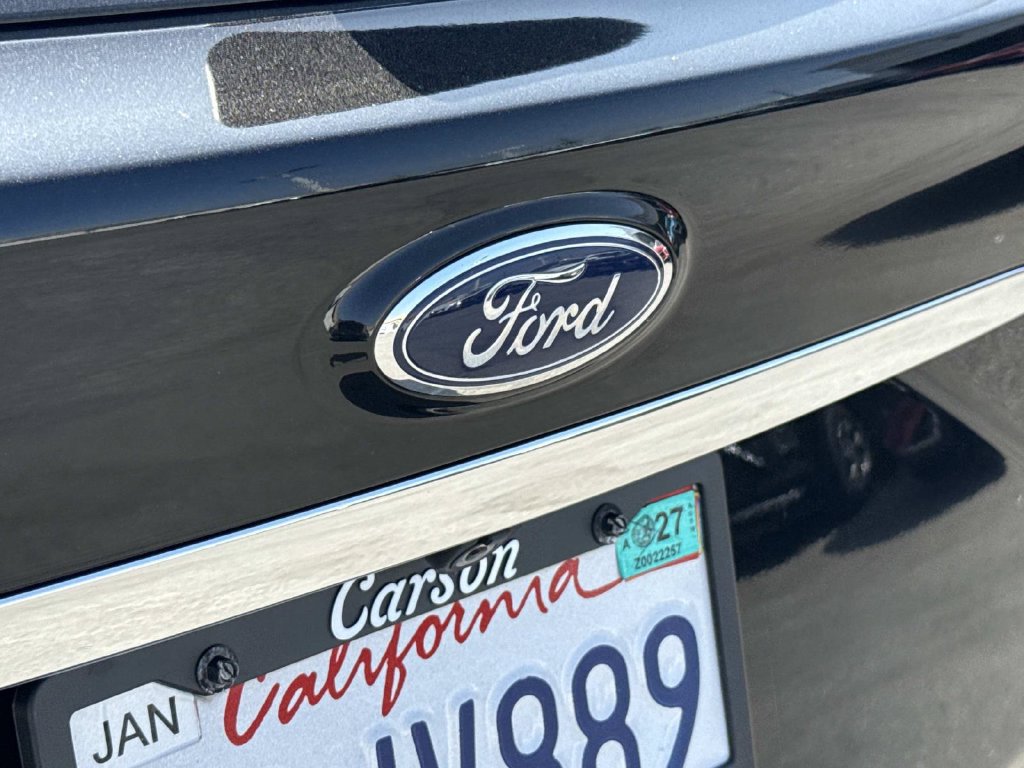 Used 2020 Ford Edge SEL w/ Convenience Package FWD image 6