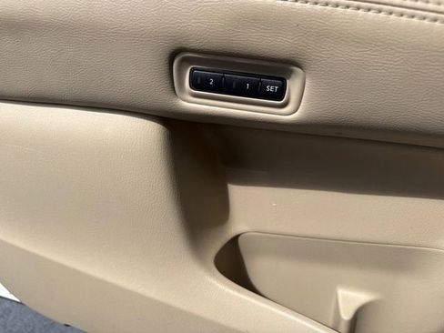 Used 2013 Nissan Pathfinder Platinum w/ Platinum Premium Pkg AWD/4WD image 31