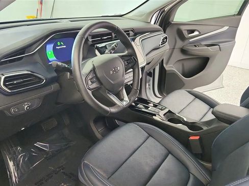 Used 2023 Chevrolet Bolt EUV Premier FWD image 22