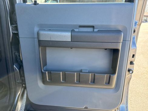 Used 2011 Ford F250 XLT w/ XTR Pkg image 21