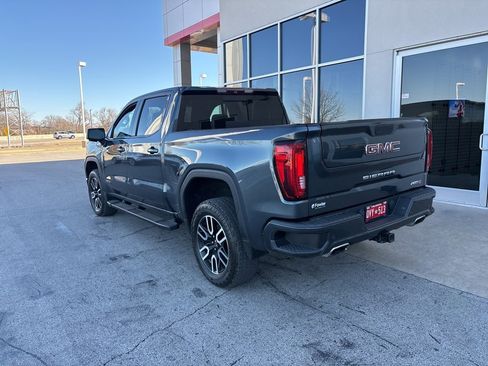 Used 2019 GMC Sierra 1500 AT4 w/ AT4 Premium Package image 3