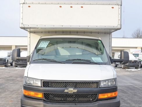 Used 2019 Chevrolet Express 3500 Extended w/ Driver Convenience Package image 2
