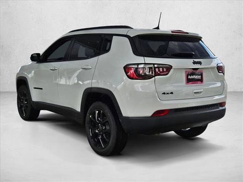 New 2026 Jeep Compass Latitude AWD/4WD image 8