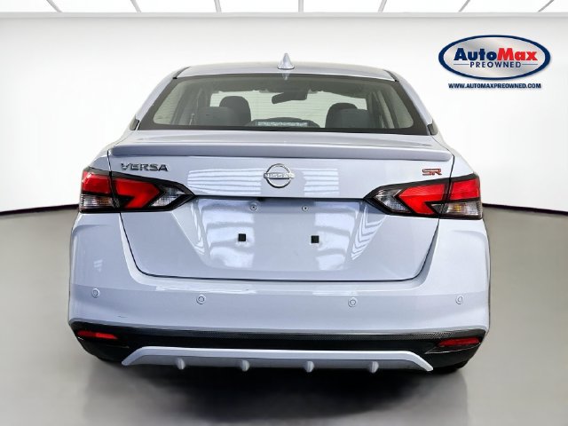 Used 2024 Nissan Versa SR FWD image 8