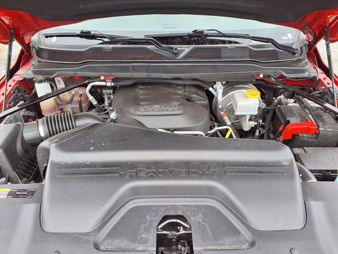 Used 2024 RAM 2500 Big Horn w/ Bed Utility Group image 36