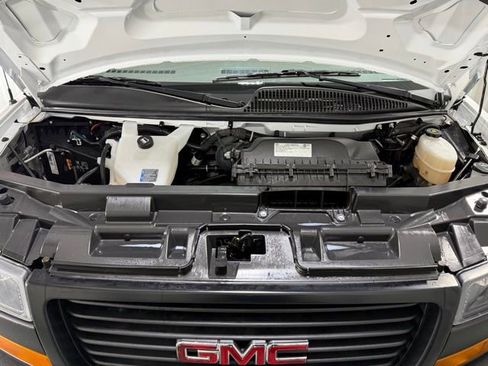 Used 2023 GMC Savana 2500 w/ Driver Convenience Package image 20