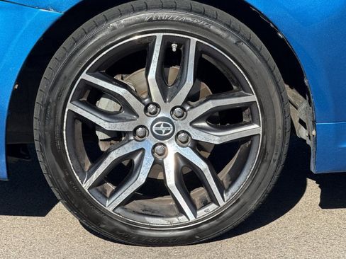 Used 2014 Scion tC FWD image 22