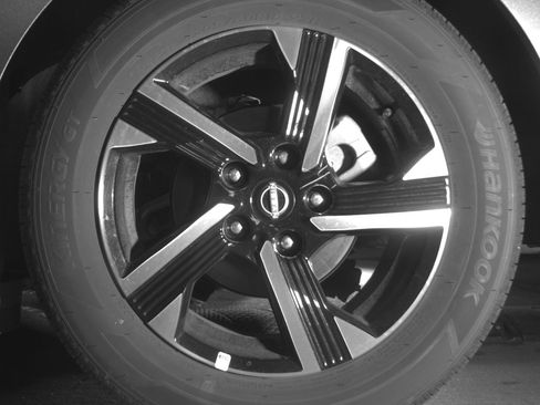 Used 2025 Nissan Sentra SV image 14