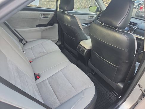 Used 2015 Toyota Camry XSE FWD image 23