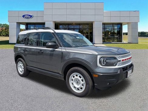 New 2025 Ford Bronco Sport Heritage w/ Convenience Package AWD/4WD image 1