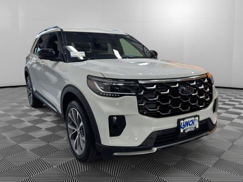 Used 2025 Ford Explorer Platinum w/ Ultimate Package AWD/4WD image 7