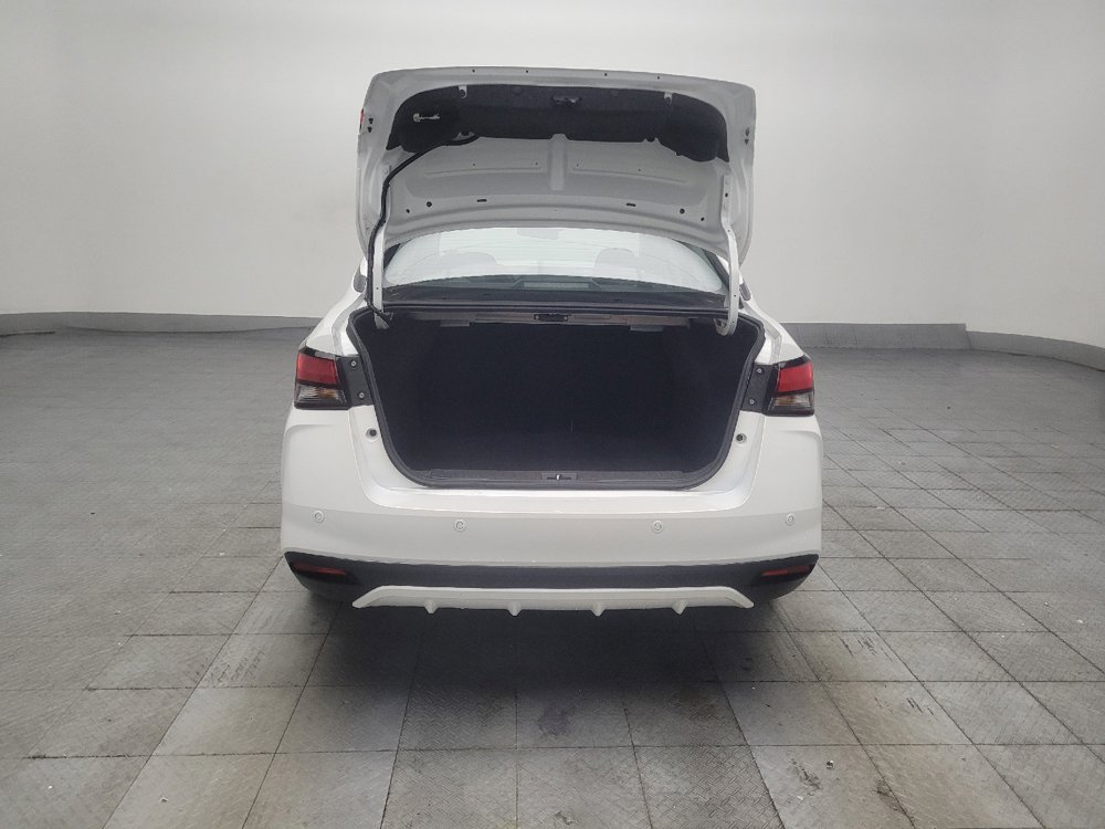 Used 2024 Nissan Versa SV FWD image 29