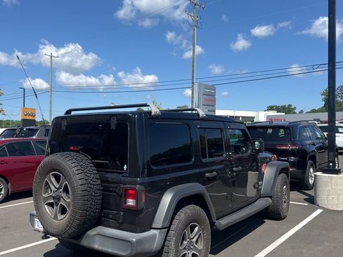 Used 2021 Jeep Wrangler Unlimited Sport w/ Sun And Sound Package AWD/4WD image 5