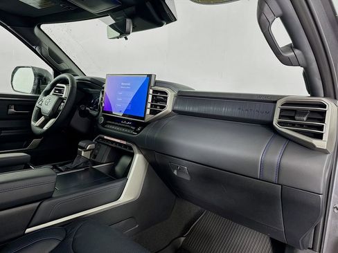 Used 2026 Toyota Sequoia Platinum image 31