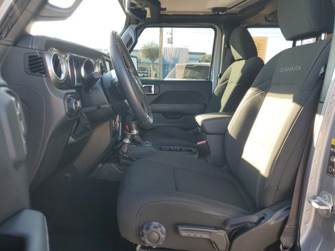 Used 2021 Jeep Wrangler Unlimited Sahara image 13