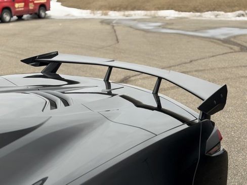 Used 2021 Chevrolet Corvette Stingray Premium Conv w/ Z51 Performance Package image 16