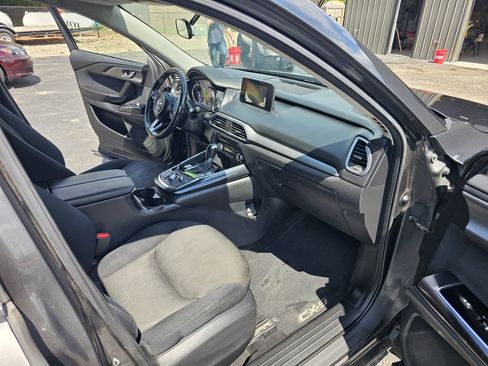 Used 2017 MAZDA CX-9 Sport image 17