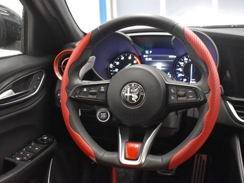 Used 2023 Alfa Romeo Giulia Sprint AWD/4WD image 24