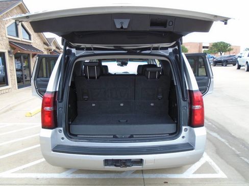 Used 2018 Chevrolet Tahoe LT image 25