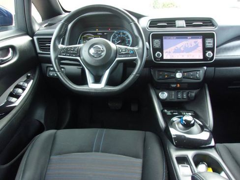 Used 2021 Nissan Leaf SV Plus w/ SV Plus Technology Package FWD image 26