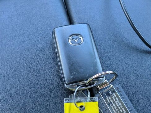 Used 2025 MAZDA CX-90 3.3 Turbo w/ Select Package image 29