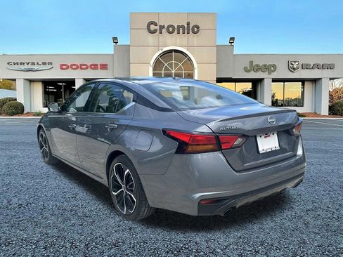 Used 2024 Nissan Altima 2.5 SR FWD image 5