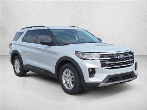 New 2026 Ford Explorer Active w/ Active Comfort Package RWD image 6