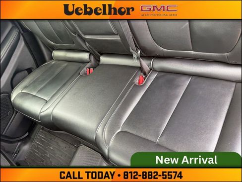Used 2023 Jeep Grand Cherokee Limited w/ Trailer Tow Prep Group (B) AWD/4WD image 19
