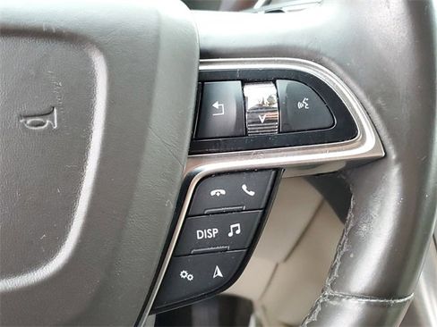 Used 2020 Lincoln Nautilus Premier w/ Equipment Group 101A image 13