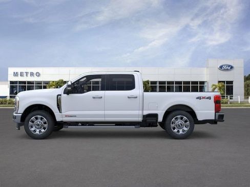 New 2026 Ford F250 Lariat w/ Chrome Package image 3