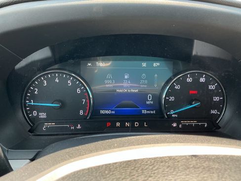 Used 2023 Ford Explorer XLT AWD/4WD image 24