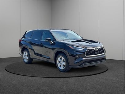 Used 2021 Toyota Highlander LE