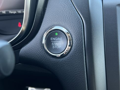 Used 2018 Ford Fusion Titanium image 27