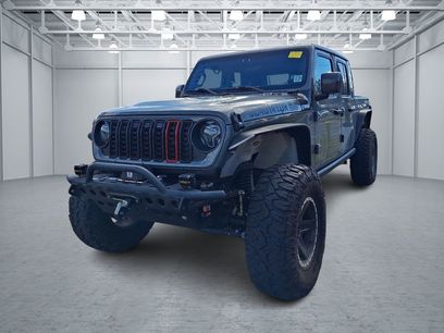 Used 2022 Jeep Gladiator Sport
