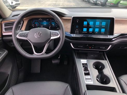 New 2026 Volkswagen Atlas SE AWD/4WD image 15